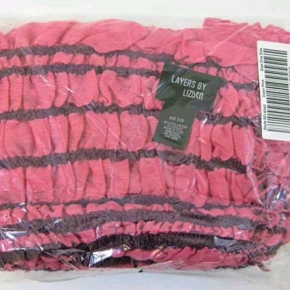 3/$30 Layers By Lizden Smocked Wrap Ruffled  NWT - Picture 3 of 4